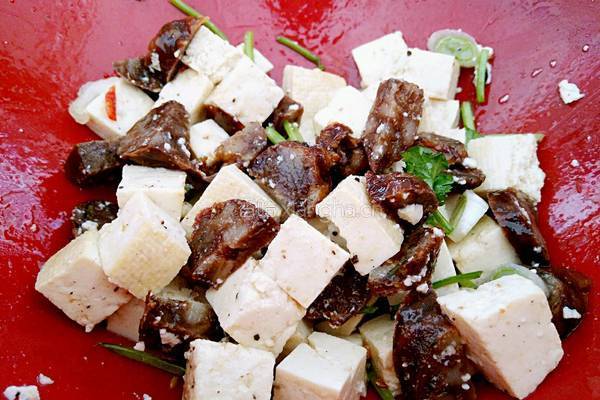 香肠拌豆腐的做法图解6