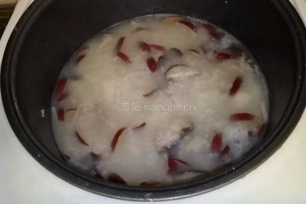 红枣香菇鳕鱼粥的做法图解8