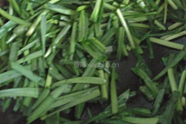 春韮鱿鱼条的做法图解8