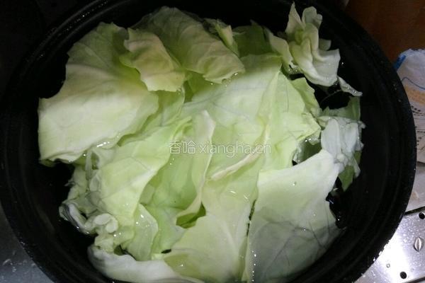 手撕包菜的做法图解1