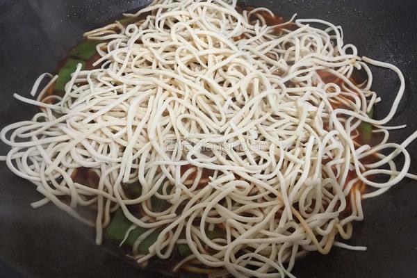 酱香豆角焖面的做法图解10