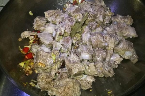 玛卡炖排骨的做法图解4