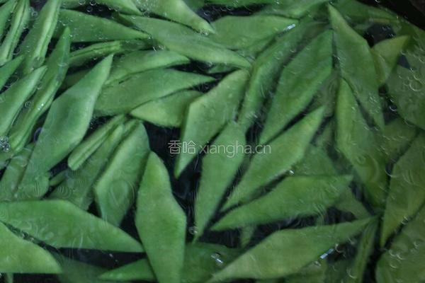 四季豆红椒炒鸡蛋的做法图解3