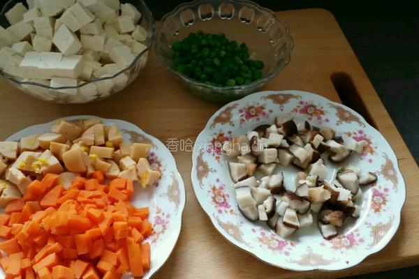 什锦炒饭的做法图解1