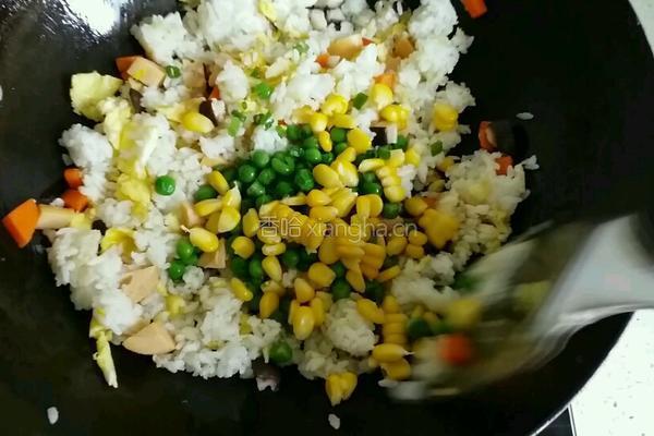 什锦炒饭的做法图解10