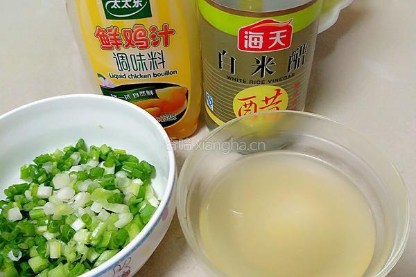素素（清炒豆芽粉丝）的做法图解2
