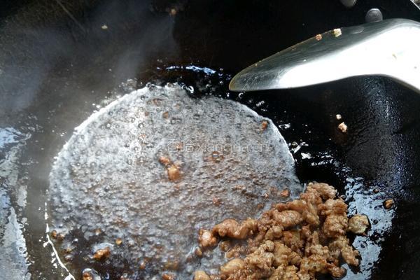 肉沫香菇炒饭的做法图解4