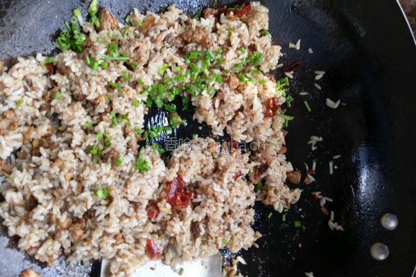 肉沫香菇炒饭的做法图解10