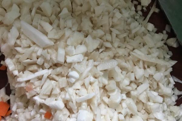 肉沫豆腐卷的做法图解3