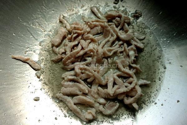 黄花菜炒肉丝的做法图解6