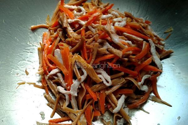 黄花菜炒肉丝的做法图解8
