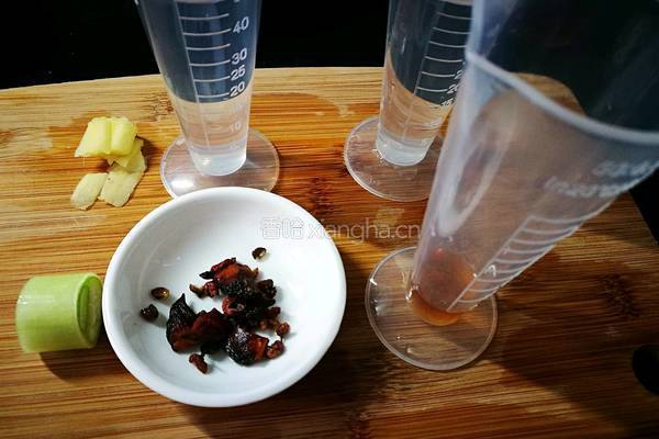 「Cathy边吃边营养」低脂版香煎黄花鱼的做法图解3