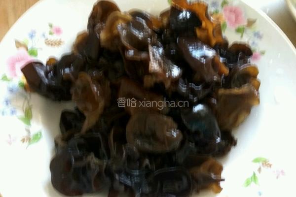 煎豆腐炒木耳白菜的做法图解3