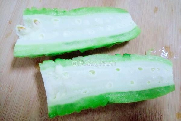 刮脂减肥苦瓜汁的做法图解3