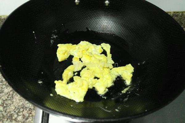 洋葱炒鸡蛋的做法图解4