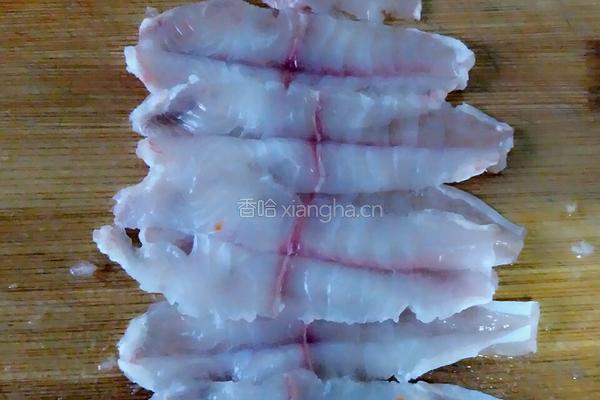 云卷双色的做法图解3