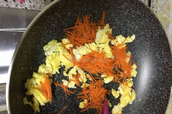 菇菇黄金蛋炒饭的做法图解7