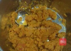 南瓜豆沙饼的做法图解1