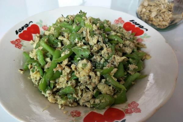 青椒鸡蛋的做法图解7