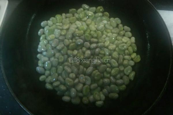 茴香炒胡豆的做法图解4
