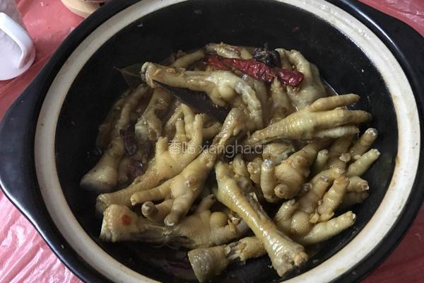 鸡爪煲的做法图解8