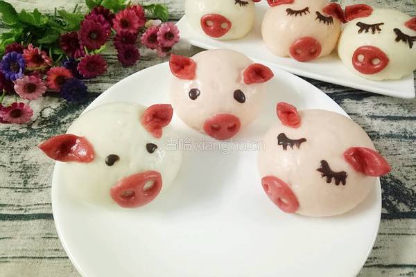 小猪豆沙包的做法图解1