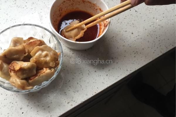 煎饺子的做法图解6