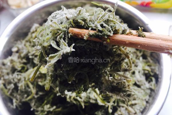 粉蒸清香白蒿的做法图解18