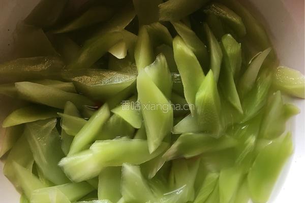 凉拌菜心的做法图解3
