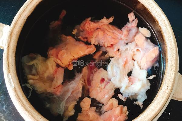 牛腩炖萝卜的做法图解3