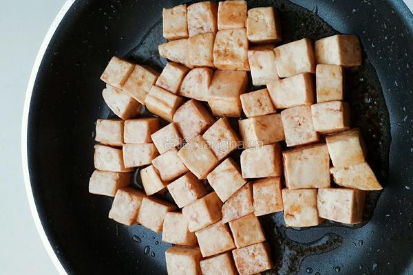 豆腐系列之韭菜烧豆腐的做法图解4