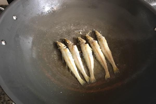 香煎沙锥鱼的做法图解5