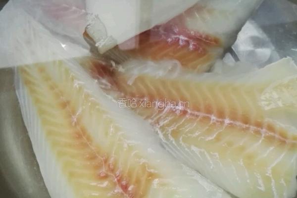 香煎鳕鱼的做法图解1