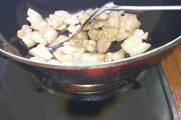 灯笼椒炒五花肉的做法图解3