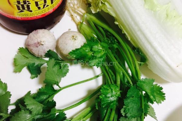 豆瓣酱煸银丝的做法图解1