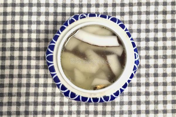 虫草花椰子炖鸡的做法图解4