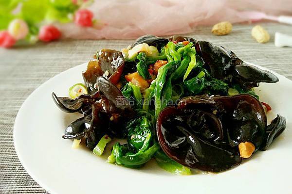 木耳拌菠菜的做法图解8