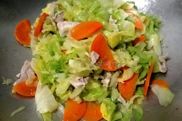 圆白菜炒肉的做法图解10