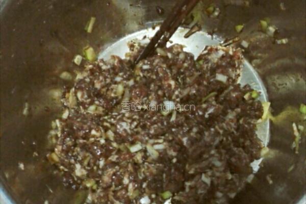 蒜香茄子的做法图解1