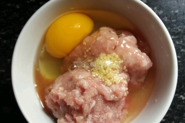 小笼包的做法图解1