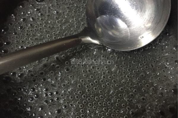 拔丝地瓜的做法图解8