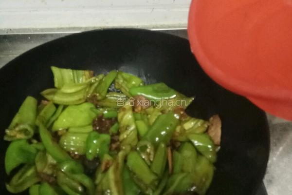 辣椒炒肉的做法图解5