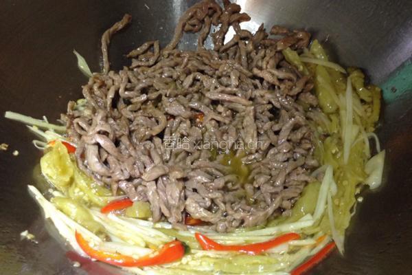 野山椒炒牛肉的做法图解9