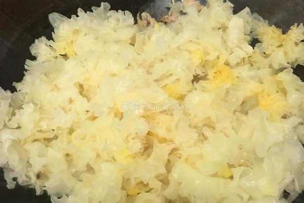 银耳肉片的做法图解6