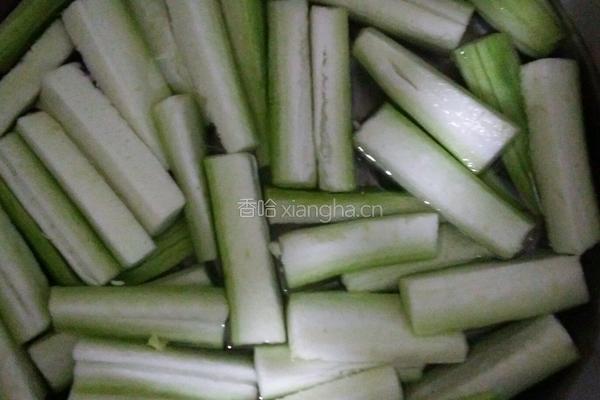 锅塌丝瓜的做法图解2