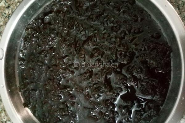 紫菜排骨汤的做法图解1