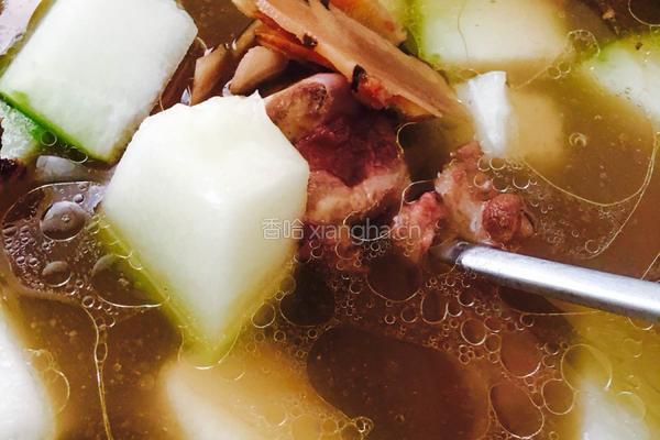 冬瓜筒骨老火汤（去湿功效）的做法图解6