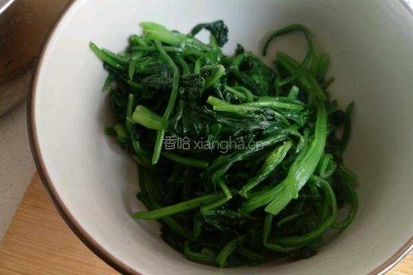 麻酱拌菠菜的做法图解3