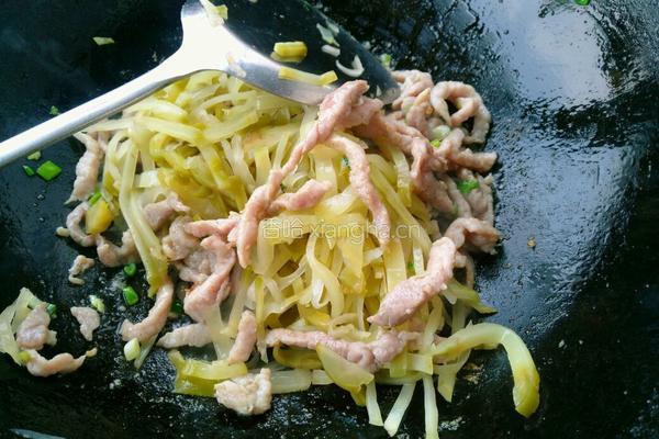 榨菜肉丝面的做法图解5