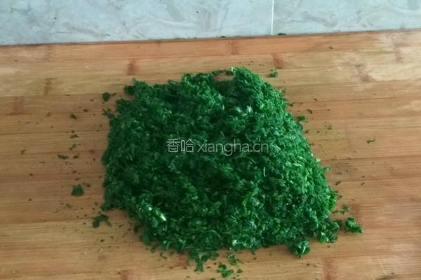 苜蓿猪肉饺子馅的做法图解5